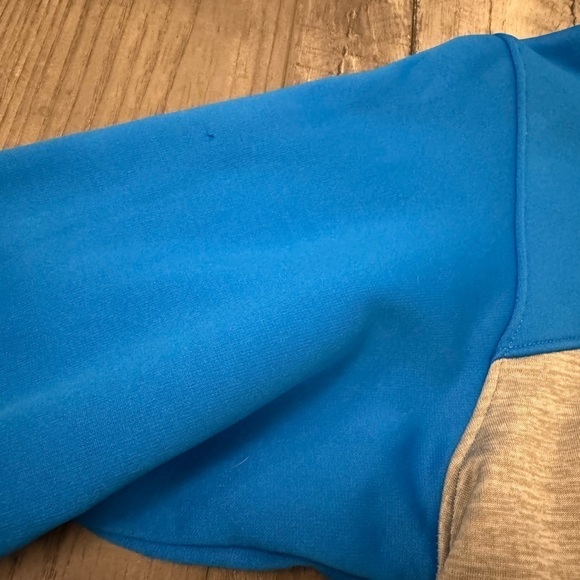 Boys Under Armour Pull Over Youth XL Aqua Blue  & Gray - Picture 4 of 7